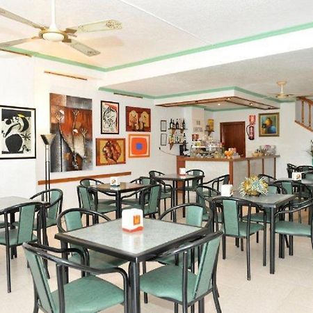 Hostal Velilla Almuñécar Zewnętrze zdjęcie