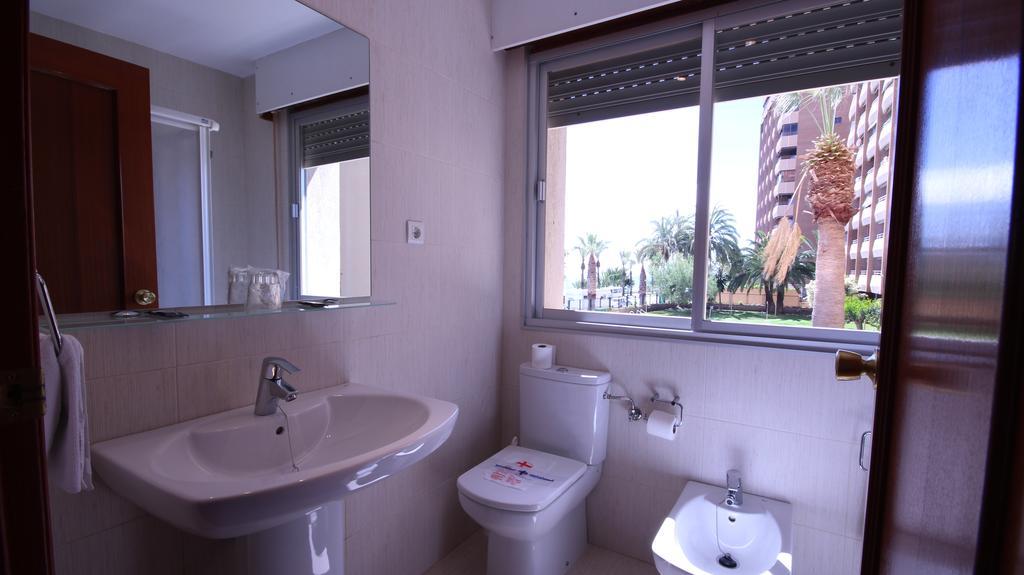 Hostal Velilla Almuñécar Zewnętrze zdjęcie
