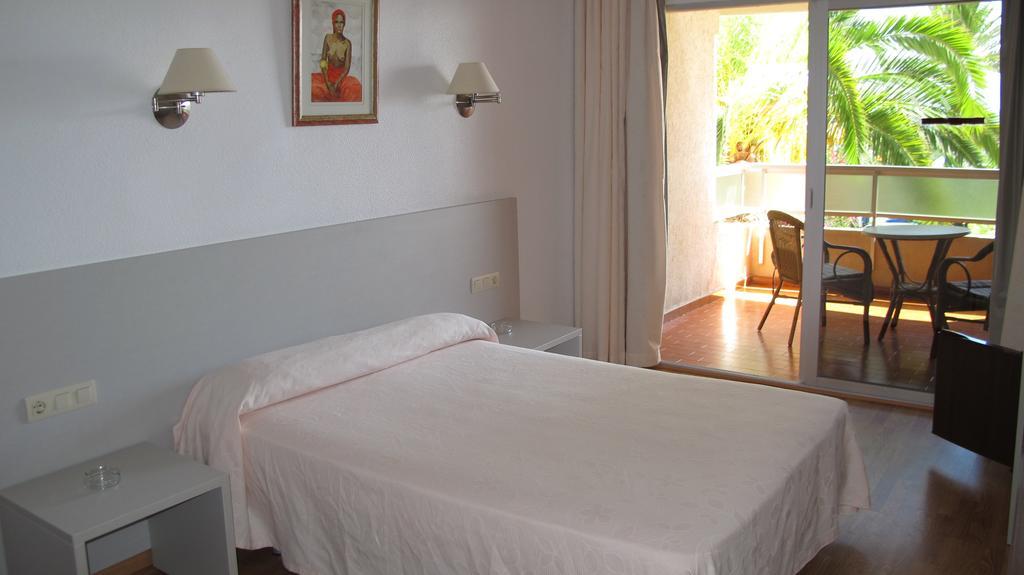 Hostal Velilla Almuñécar Zewnętrze zdjęcie